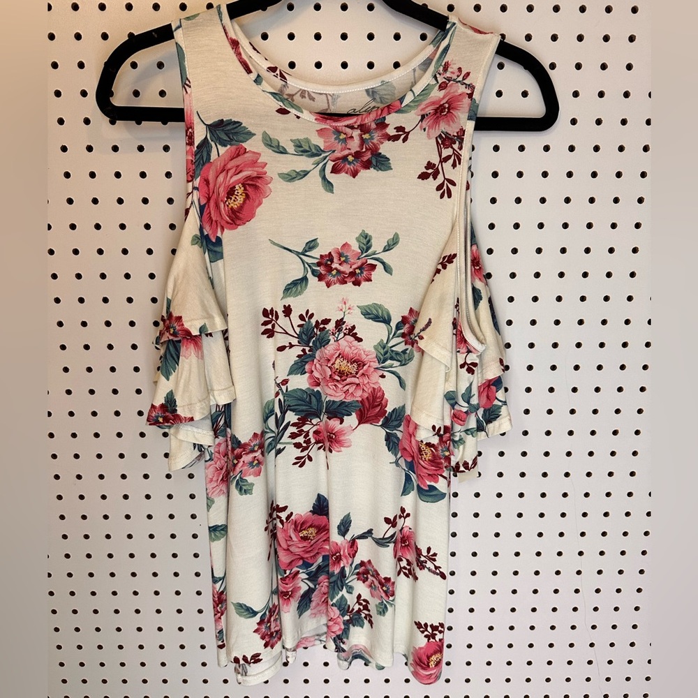 🛍️ Francesca's top 🛍️